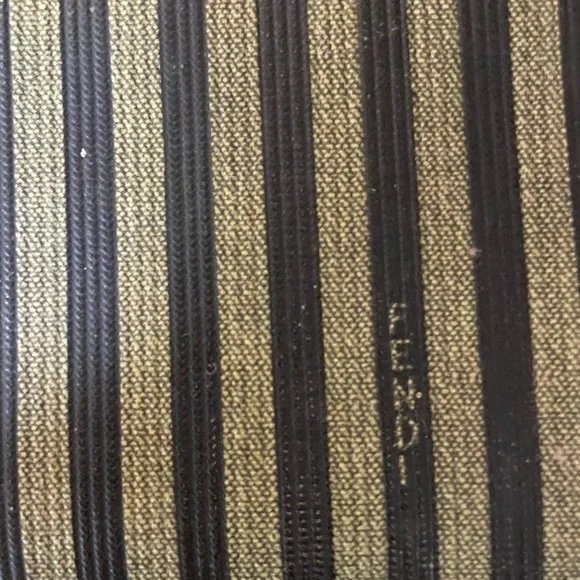 Fendi Black and Gold Striped Cosmetic Case - Picture 4 of 6